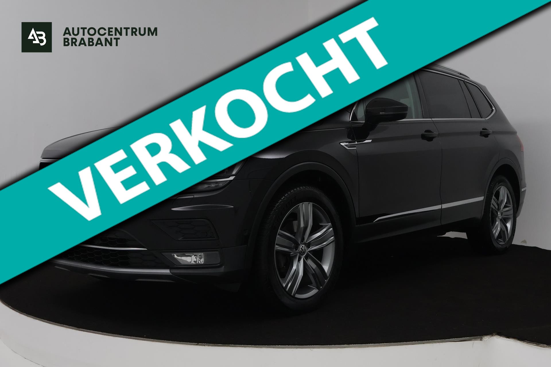 Volkswagen Tiguan 1.4 TSI Highline 7p. (TREKHAAK, VIRTUAL, STOELVERWARMING, CAMERA, LEDER, LED) 2018 - voorkant