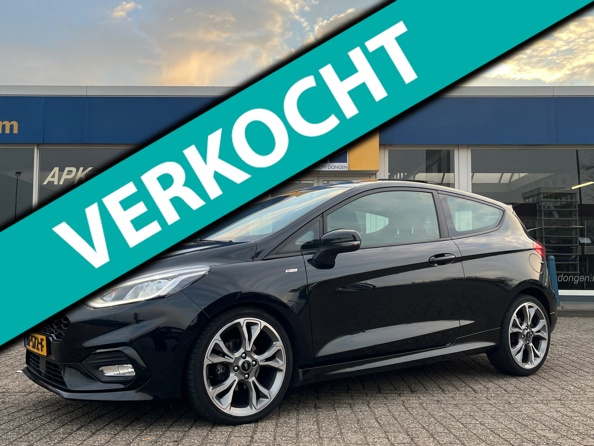Ford Fiesta 1.0 EcoBoost ST-Line | PanoramaDak | Orig. NL | Carplay | 2017 - voorkant