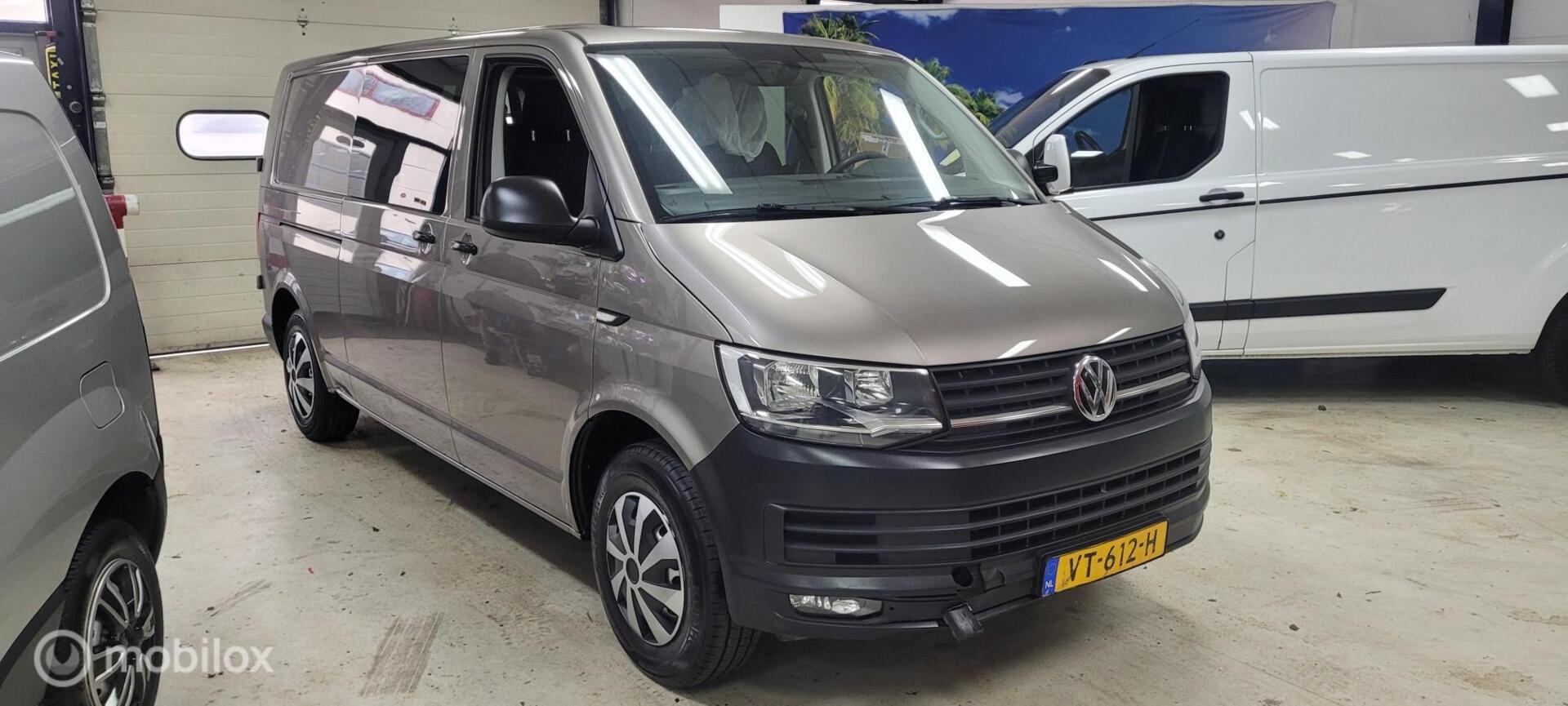 Volkswagen Transporter 2.0 TDI L2H1 DC Comfortline 2016 - voorkant