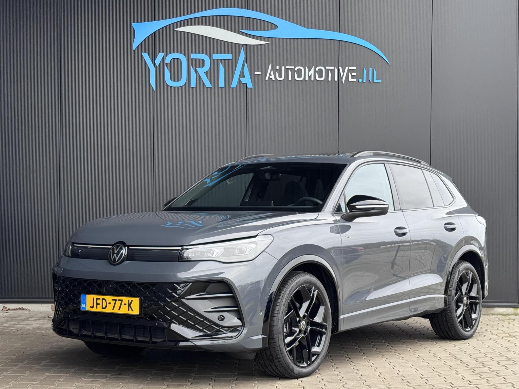 Volkswagen Tiguan 1.5 eTSI 3x R Line VOL OPTIES*DELFINGRAU 2024 - voorkant