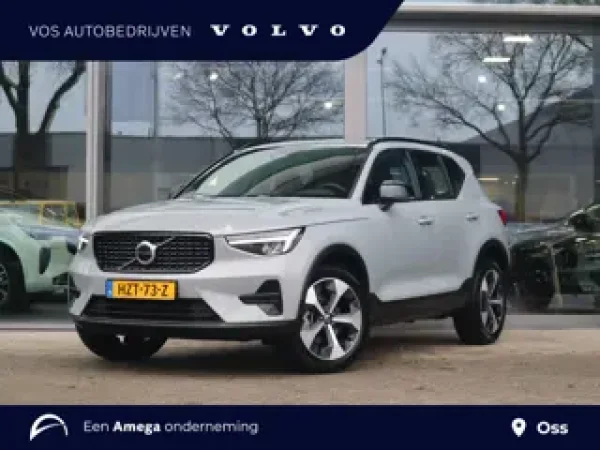 Volvo XC40 2.0 B4 Plus Dark 2025 - voorkant