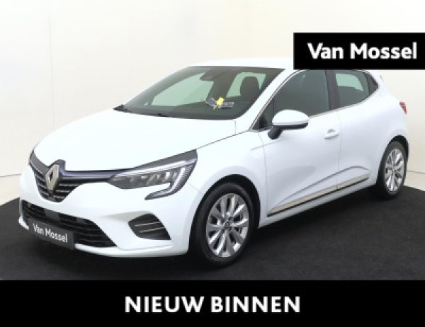 Renault Clio 1.6 E-Tech Hybrid 140 Intens 2022 - voorkant