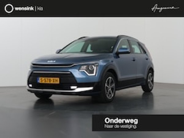 Kia Niro 1.6 GDi Hybrid DynamicLine 2023 - voorkant