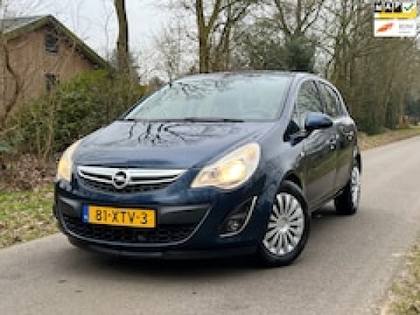 Opel Corsa 1.2-16V Anniversary Edition 2012 - voorkant