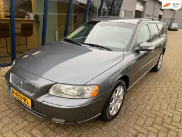 Volvo V70 2.5T AWD Edition 2007 - voorkant