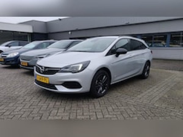 Opel Astra 1.2 Design & Tech 2021 - voorkant