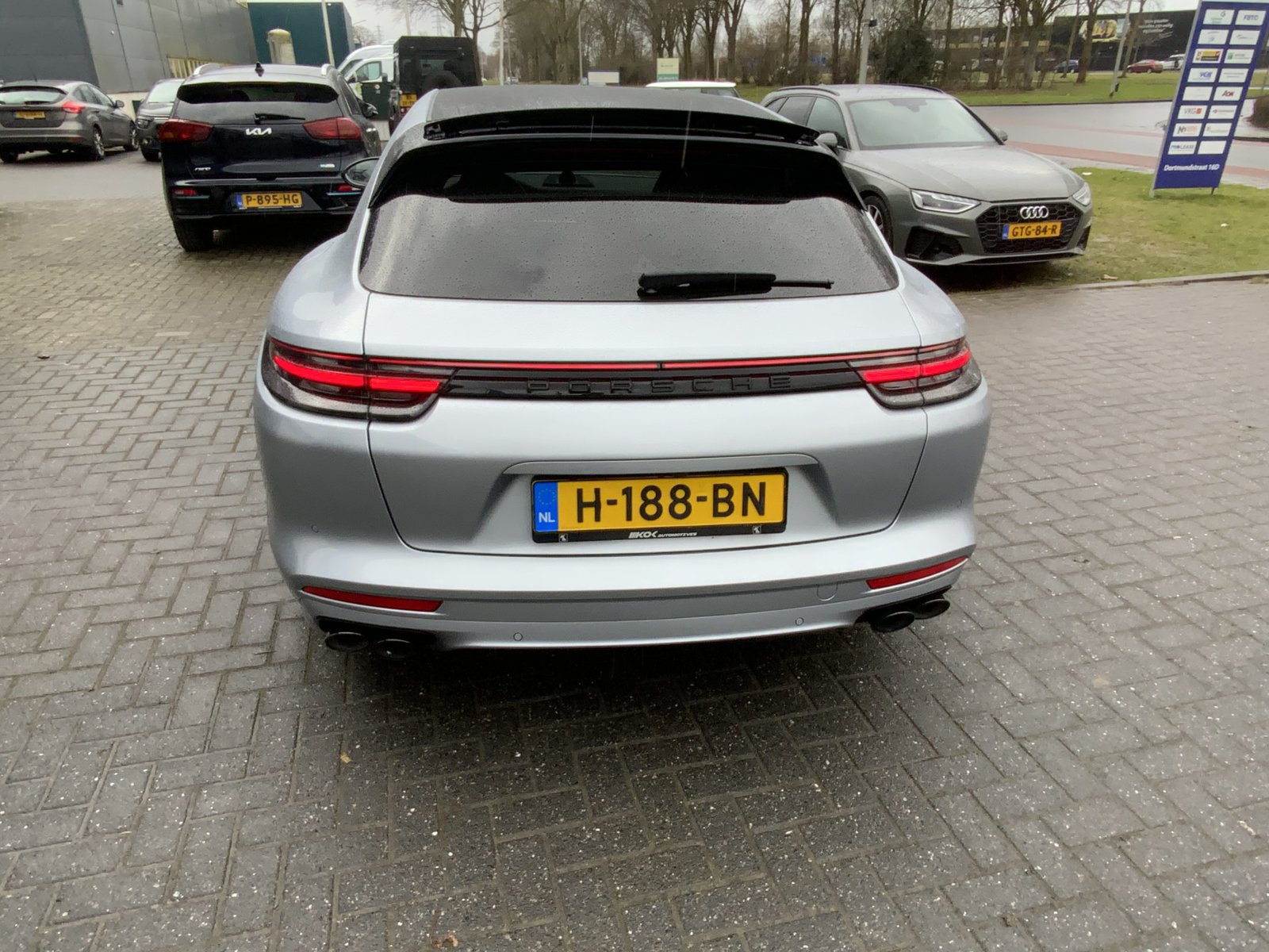 Inspectiefoto van Porsche Panamera 4 E-hybrid