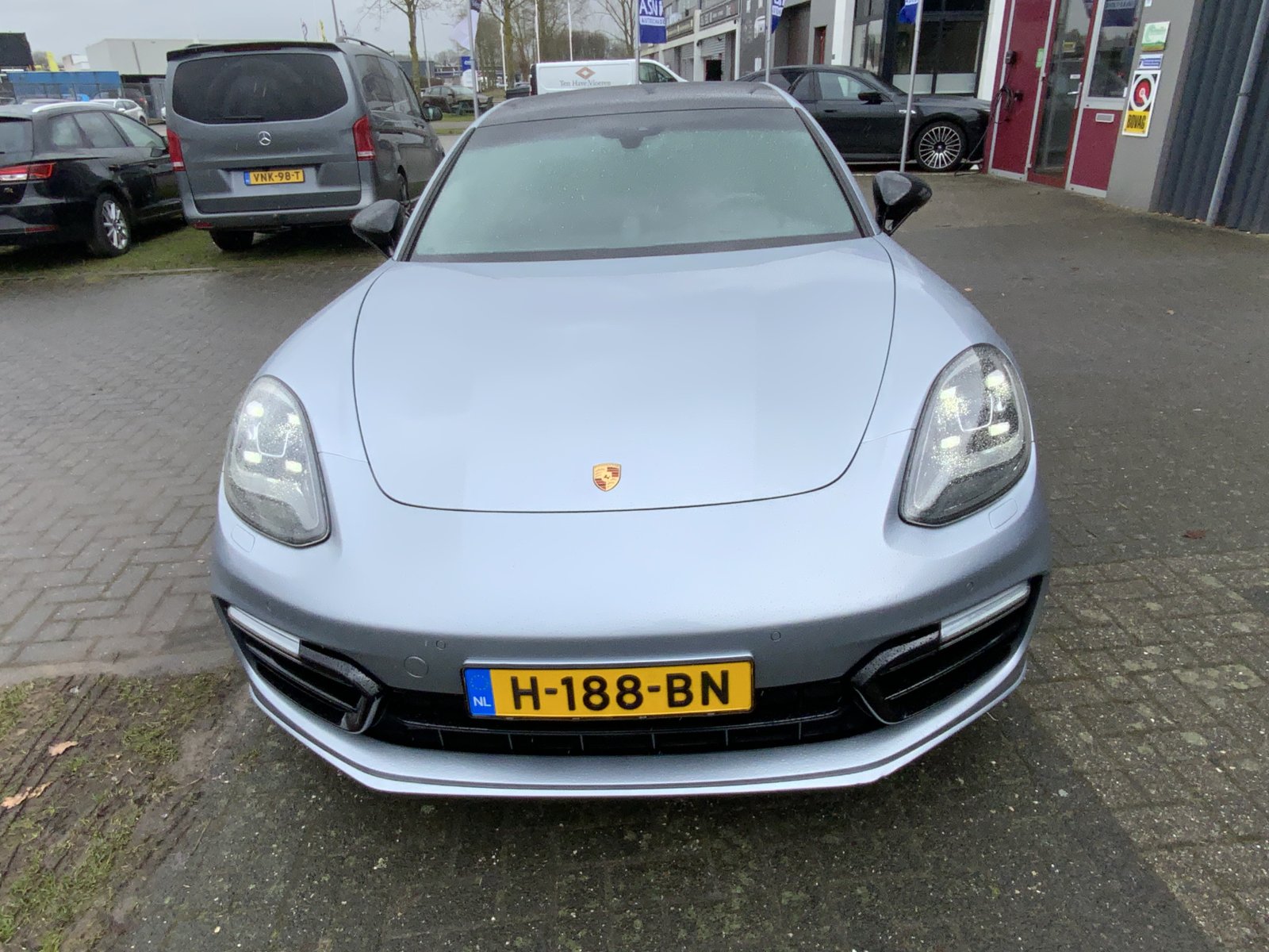 Inspectiefoto van Porsche Panamera 4 E-hybrid