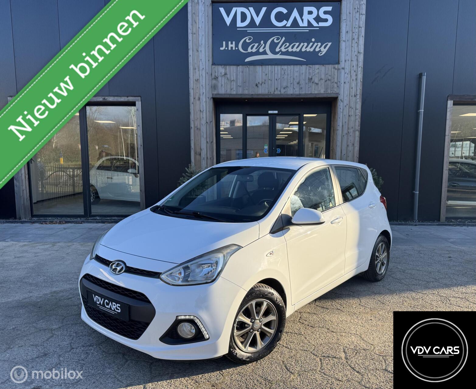 Hyundai I10 1.0i FIFA World Cup Ed. | Airco | Cruise | LED! 2014 - voorkant