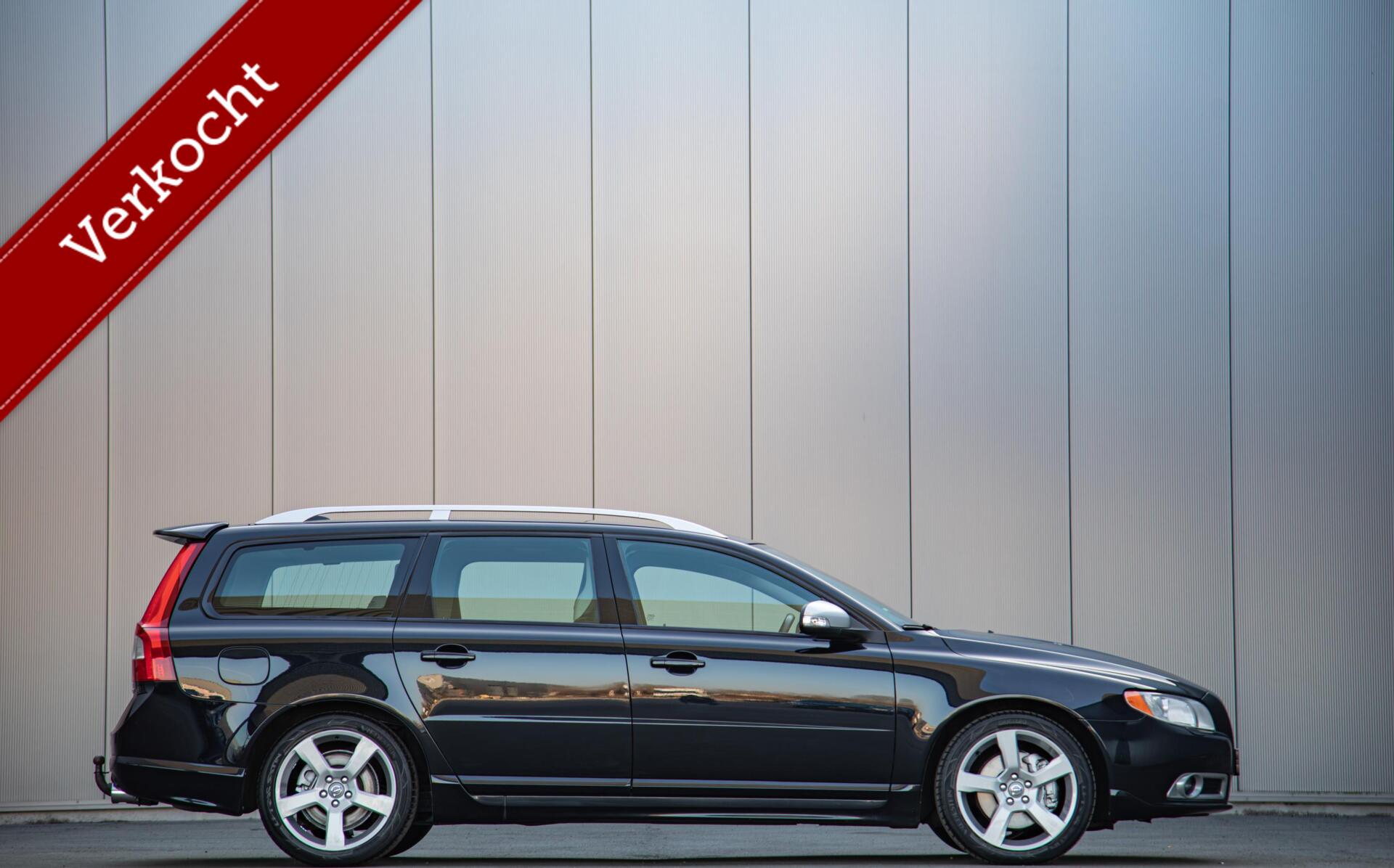 Volvo V70 2.0T R-Design NL Auto|Automaat|Trekhaak|Xenon 2011 - voorkant