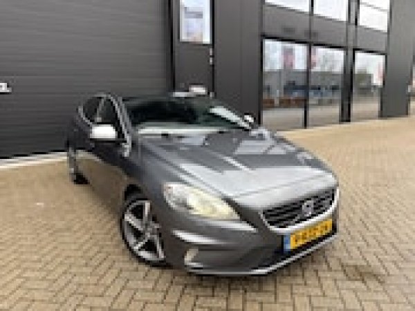 Volvo V40 1.6 D2 R-Design 2013 - voorkant