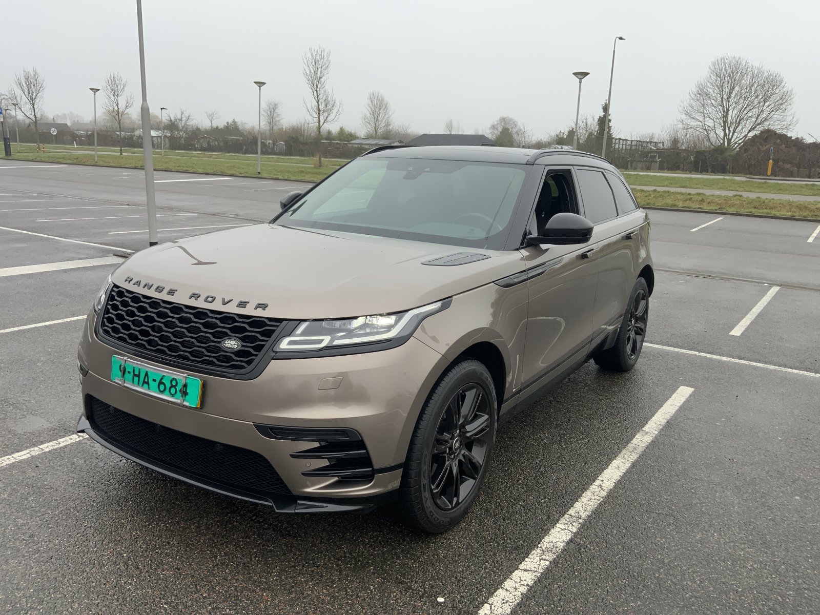 Land Rover Range Rover Velar 2.0 T. AWD R-D SE 2020 - voorkant