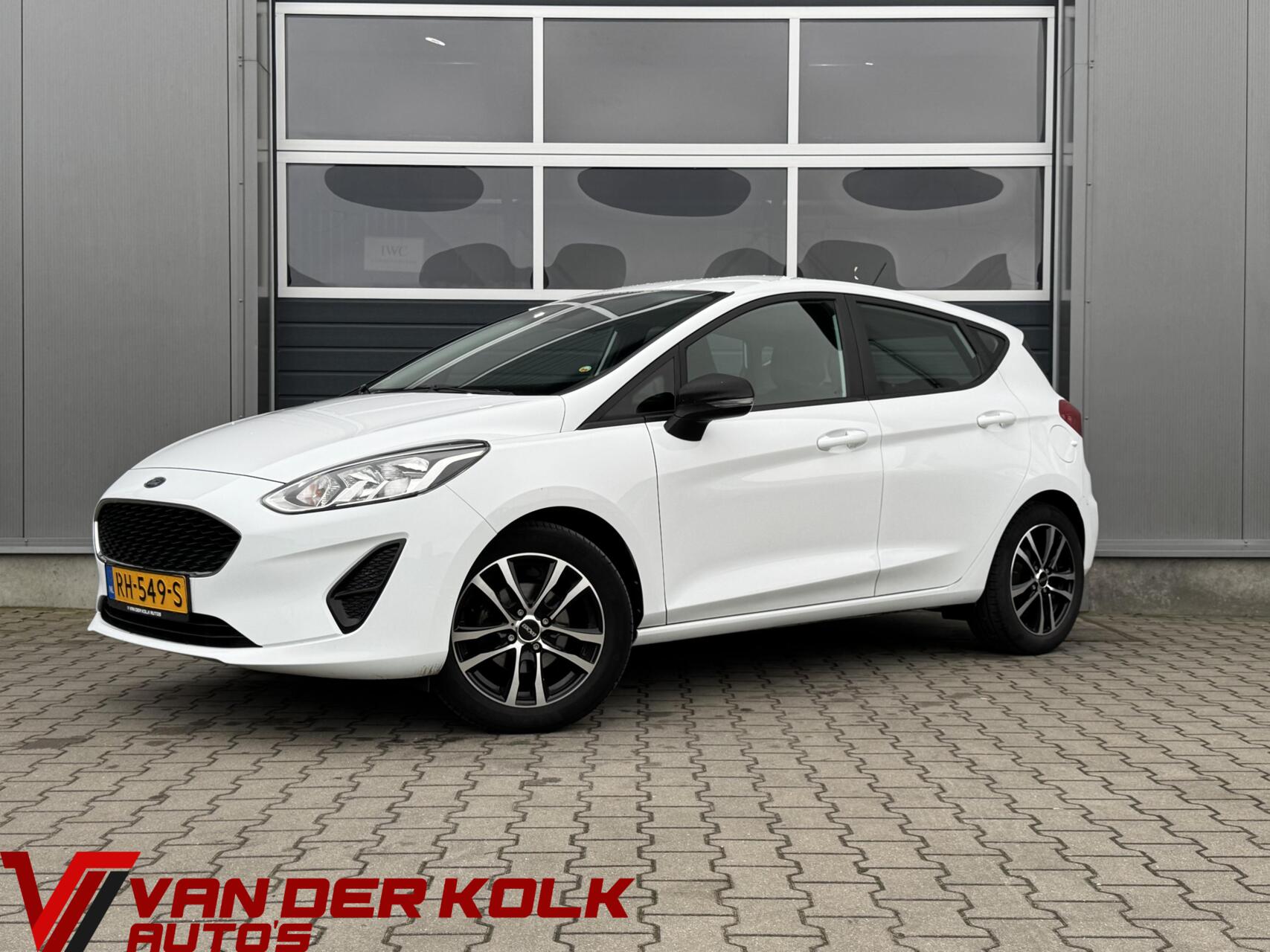 Ford Fiesta 1.1 Trend | Cruise | Carplay | DAB | Navigatie | Lichtmetaal 2017 - voorkant