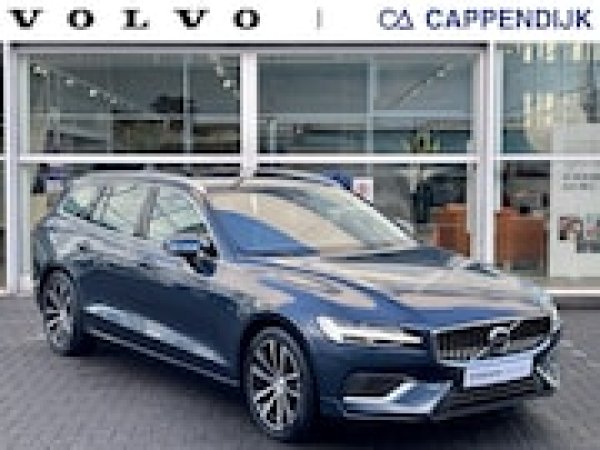 Volvo V60 2.0 T6 Plug-in hybrid AWD Essential Bright 2025 - voorkant