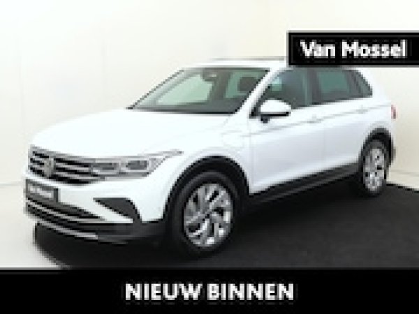 Volkswagen Tiguan 1.4 TSI eHybrid R-Line Business+ 2022 - voorkant