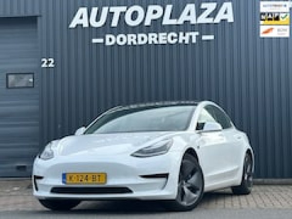 Tesla Model 3 Standard RWD Plus 60 kWh 2020 - voorkant