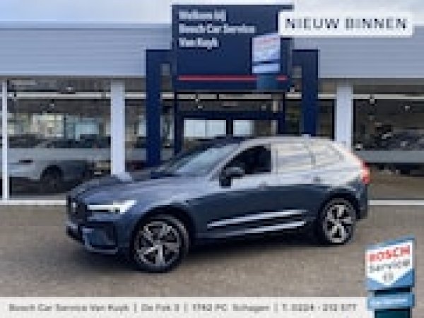 Volvo Xc60 2.0 T8 Plug-in hybrid AWD R-Design 2022 - voorkant