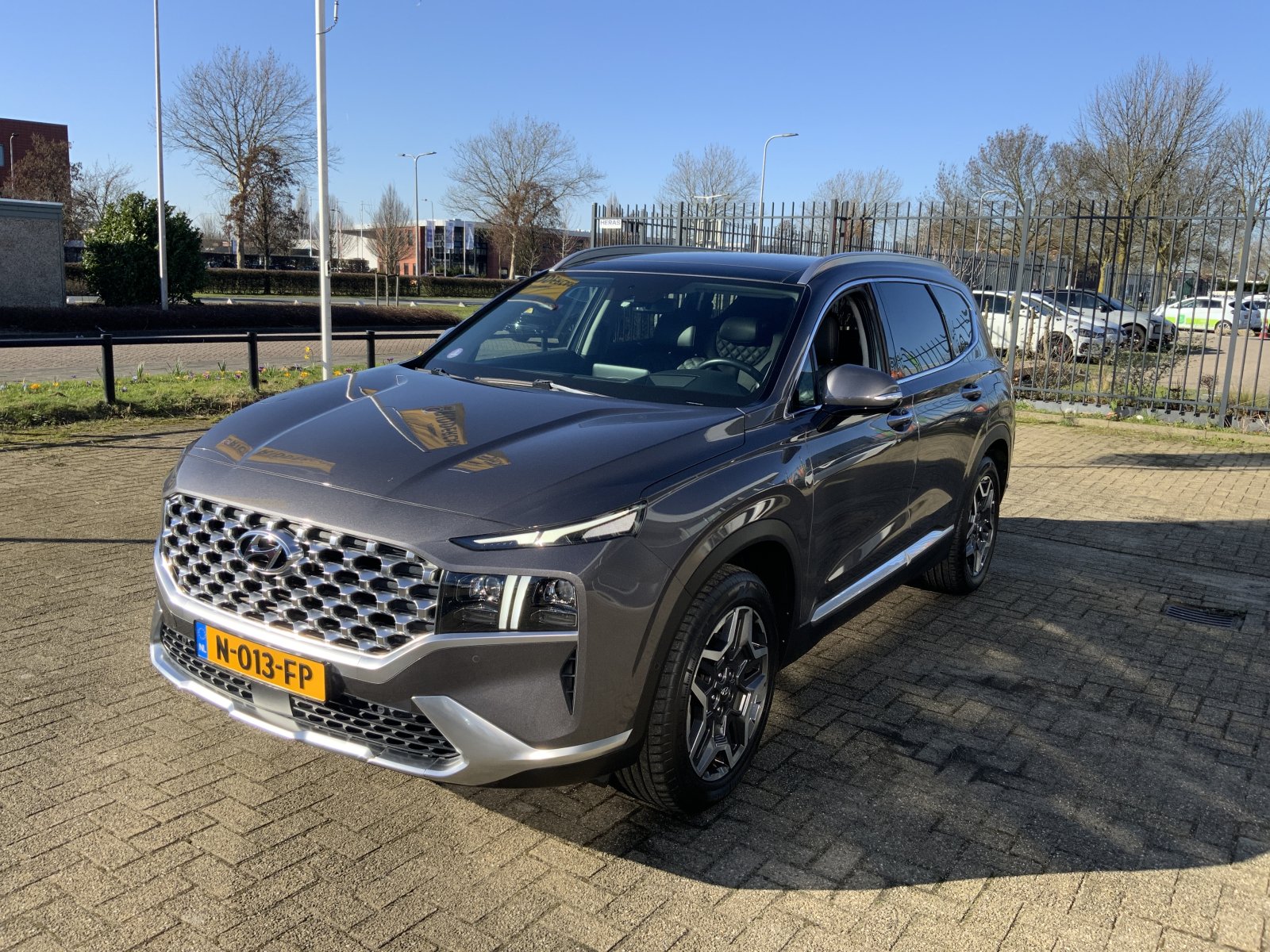 Hyundai Santa Fe 1.6 T-GDI PHEV Premium Sky 7p. 2021 - voorkant