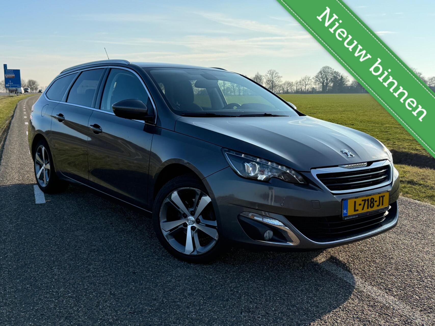 Peugeot 308 1.2 PureTech GT-line 131pk | GEBRUIKT OLIE 2017 - voorkant