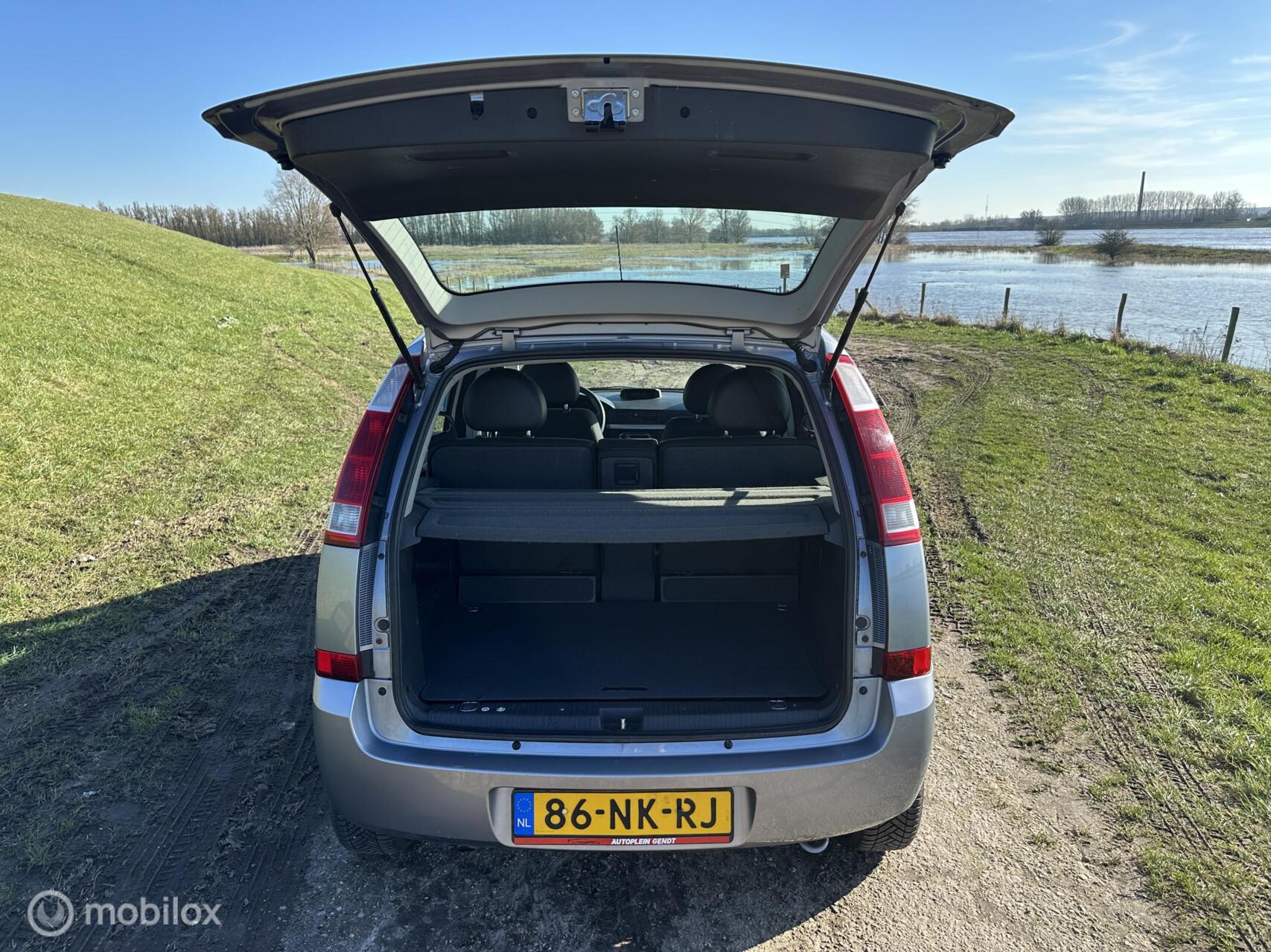 Foto van Opel Meriva-a