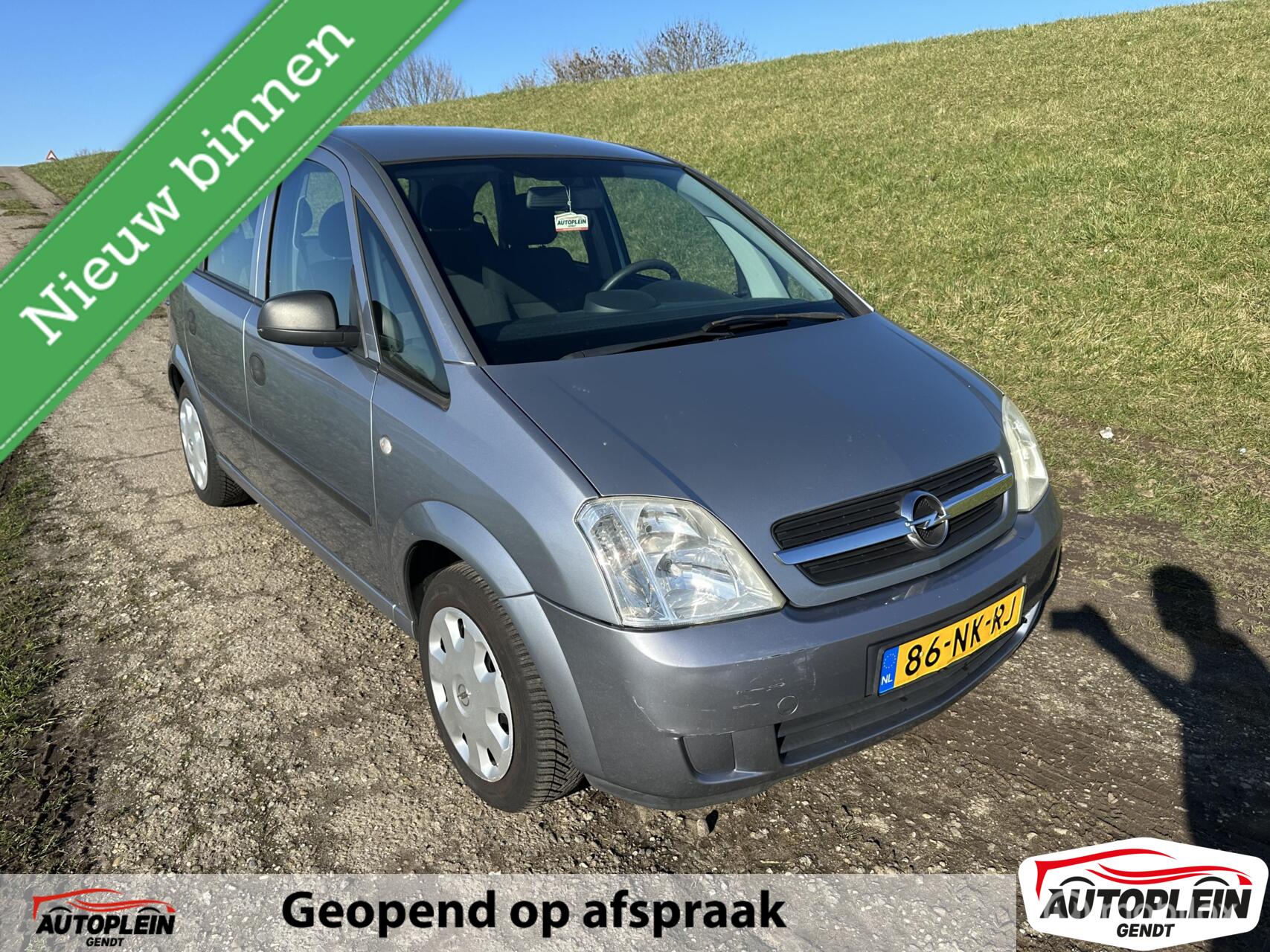 Opel Meriva-a 1.6-16V Essentia erg netjes! 2003 - voorkant