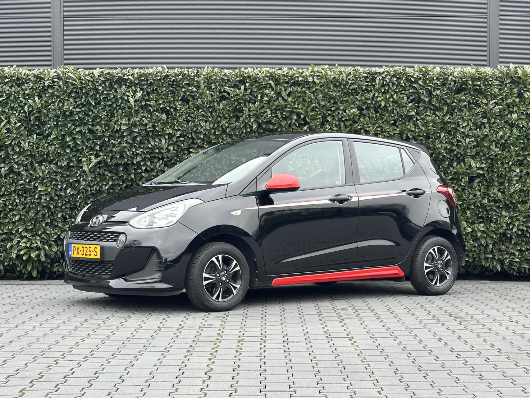 Hyundai I10 1.0i Comfort, NL AUTO, NAP LOGISCH, NAVIGATIE VIA CARPLAY, AIRCO, DAB, LICHTMETAAL 13" 2018 - voorkant