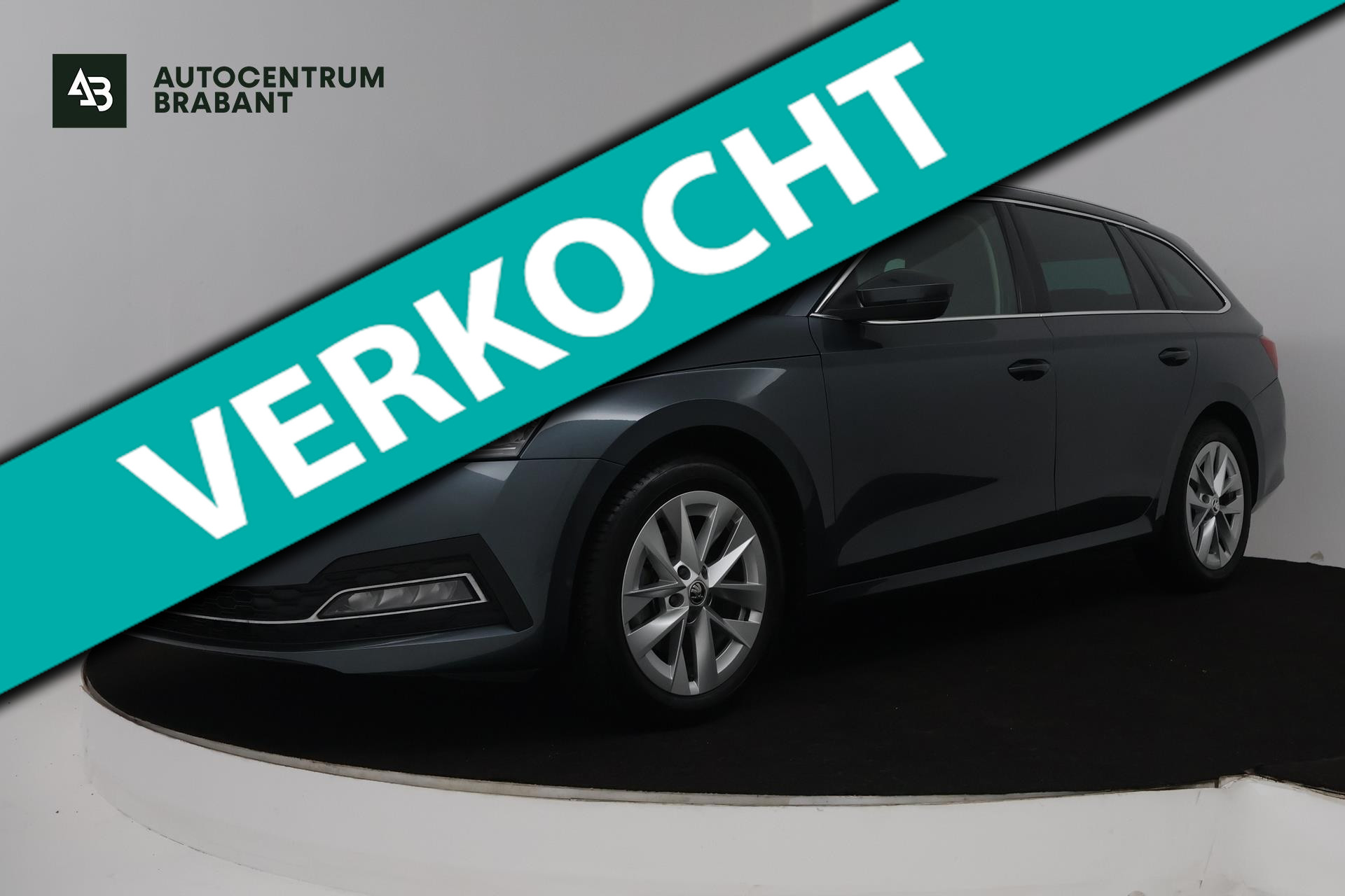 Skoda Octavia 1.0 e-TSI Business Edition Plus (TREKHAAK, STOELVERWARMING, HEAD-UP, CAMERA, ELEKTR STOELEN, SFEERVERLICHTING) 2021 - voorkant