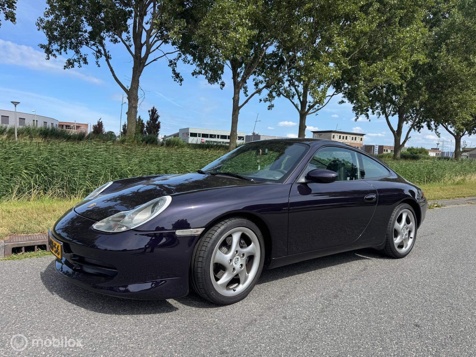 Foto van PORSCHE 911 CARRERA