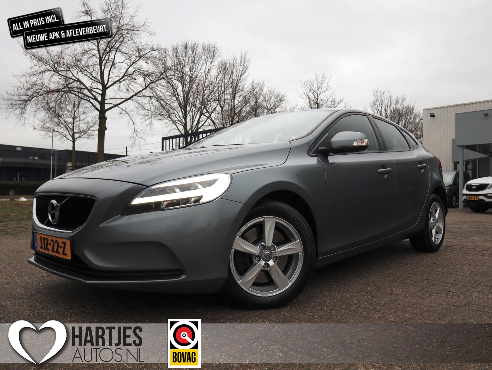 Volvo V40 1.5 T2 Kinetic Automaat (Vol-Opties!) 2018 - voorkant