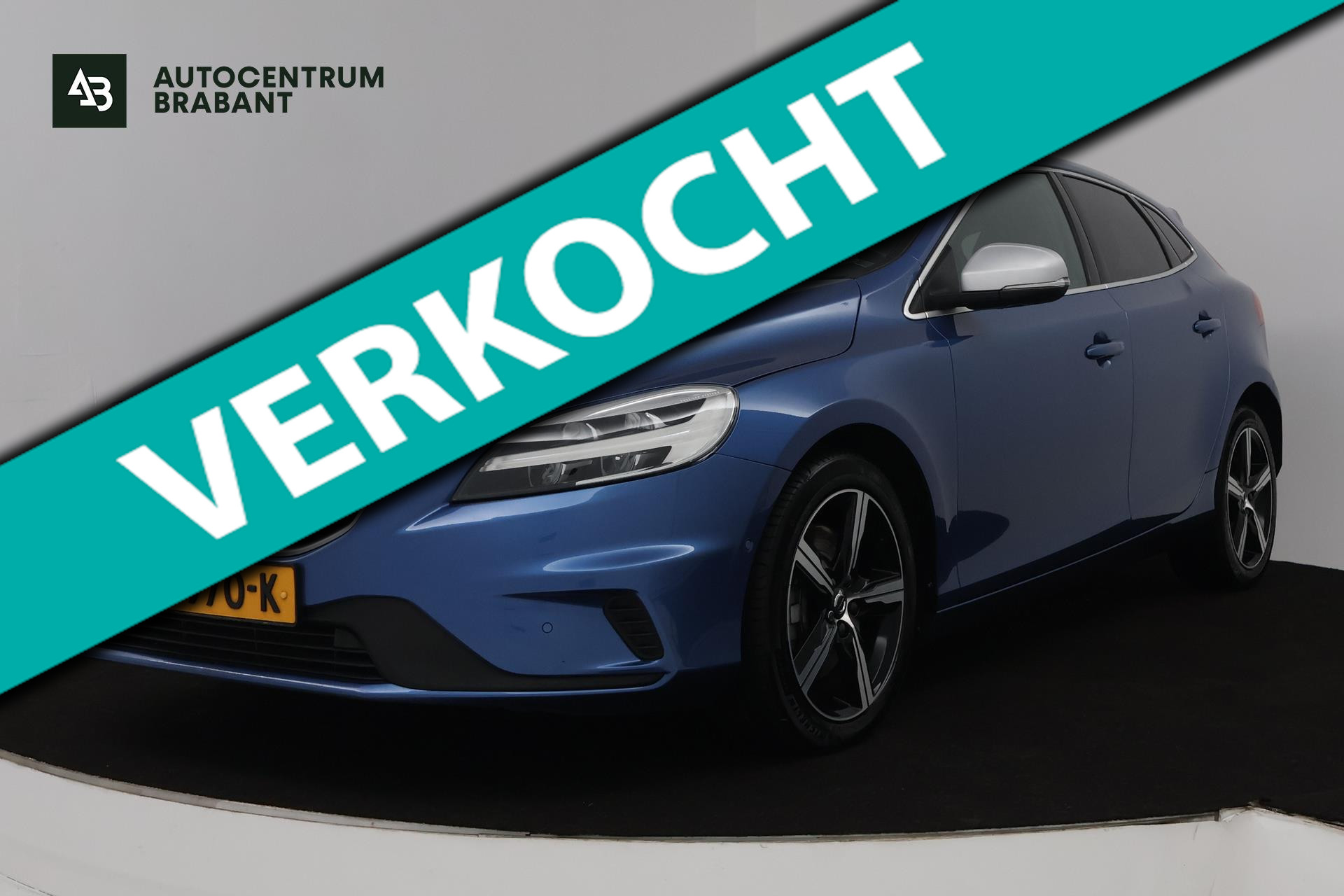 Volvo V40 1.5 T3 Polar+ Sport (TREKHAAK, STOELVERWARMING, ACHTERUITRIJCAMERA, AUTOMAAT, NAVIGATIE, PARKEERSENSOREN) 2019 - voorkant