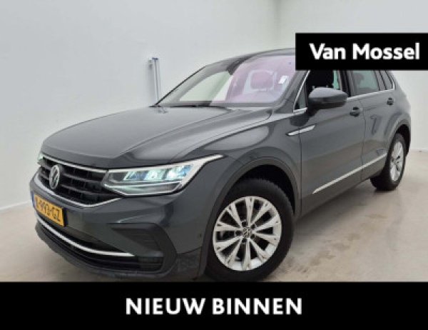 Volkswagen Tiguan 1.5 TSI Life Business 2021 - voorkant