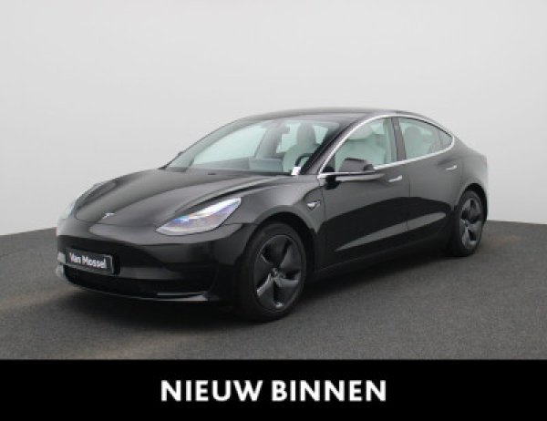 Tesla Model 3 Standard RWD Plus 60 kWh 2020 - voorkant