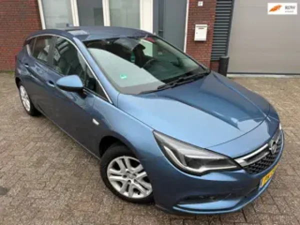 Opel Astra 1.0 Online Edition 2017 - voorkant