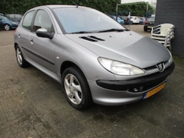 Foto van Peugeot 206