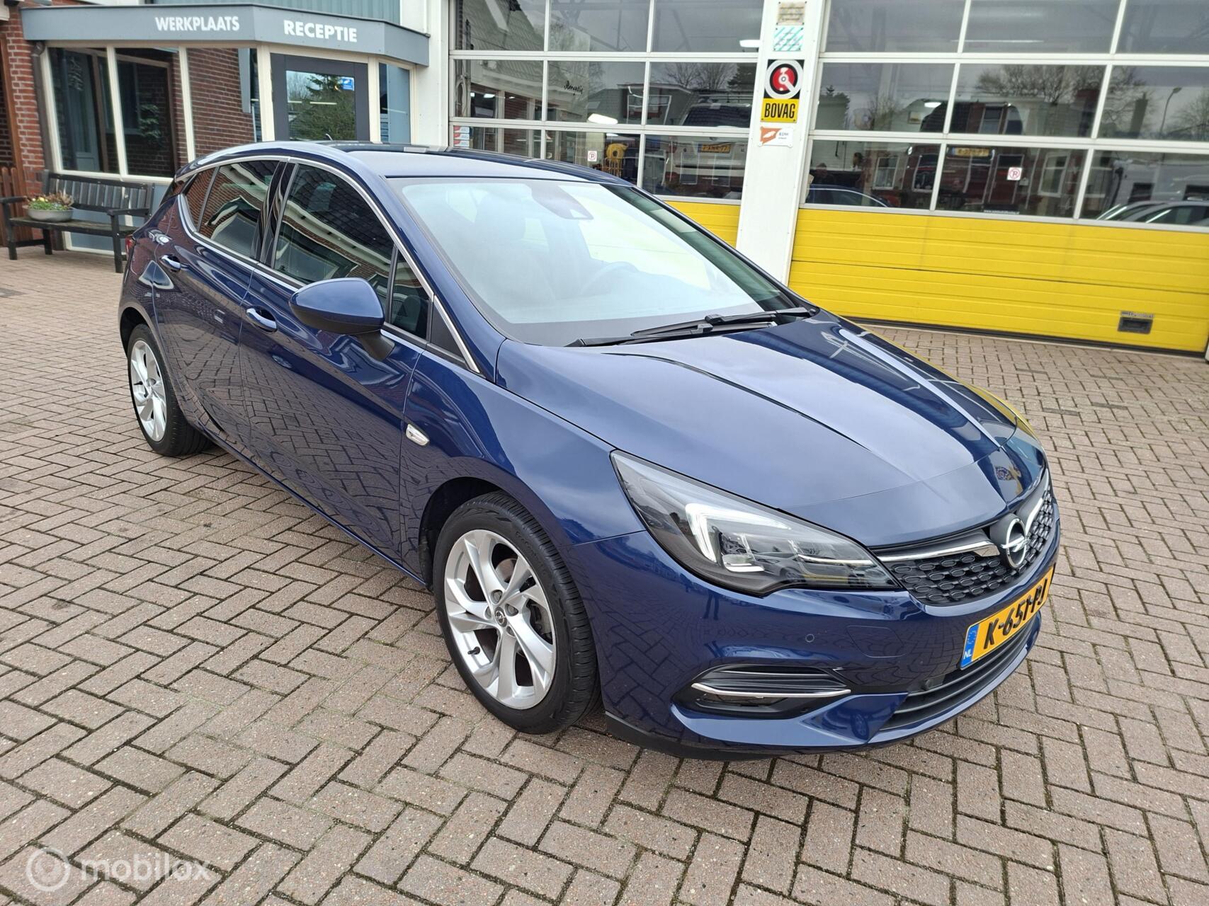 Opel Astra 1.4 Elegance Automaat ! 2021 - voorkant