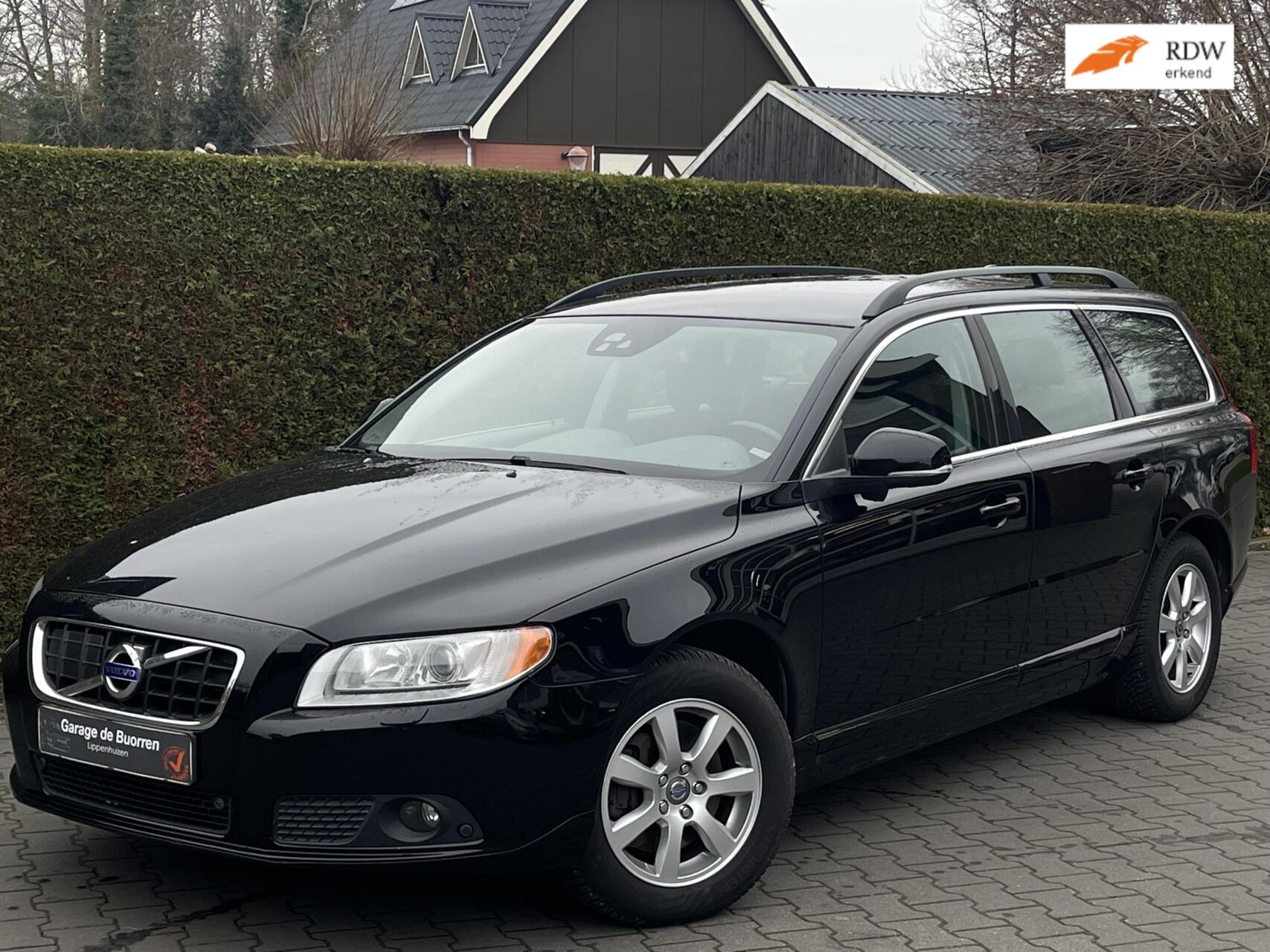 Volvo V70 2.0 D4 Automaat Nordic | TREKHAAK | ACHTERUITRIJCAMERA | STOELVERWARMING | CRUISE CONTROL 2013 - voorkant