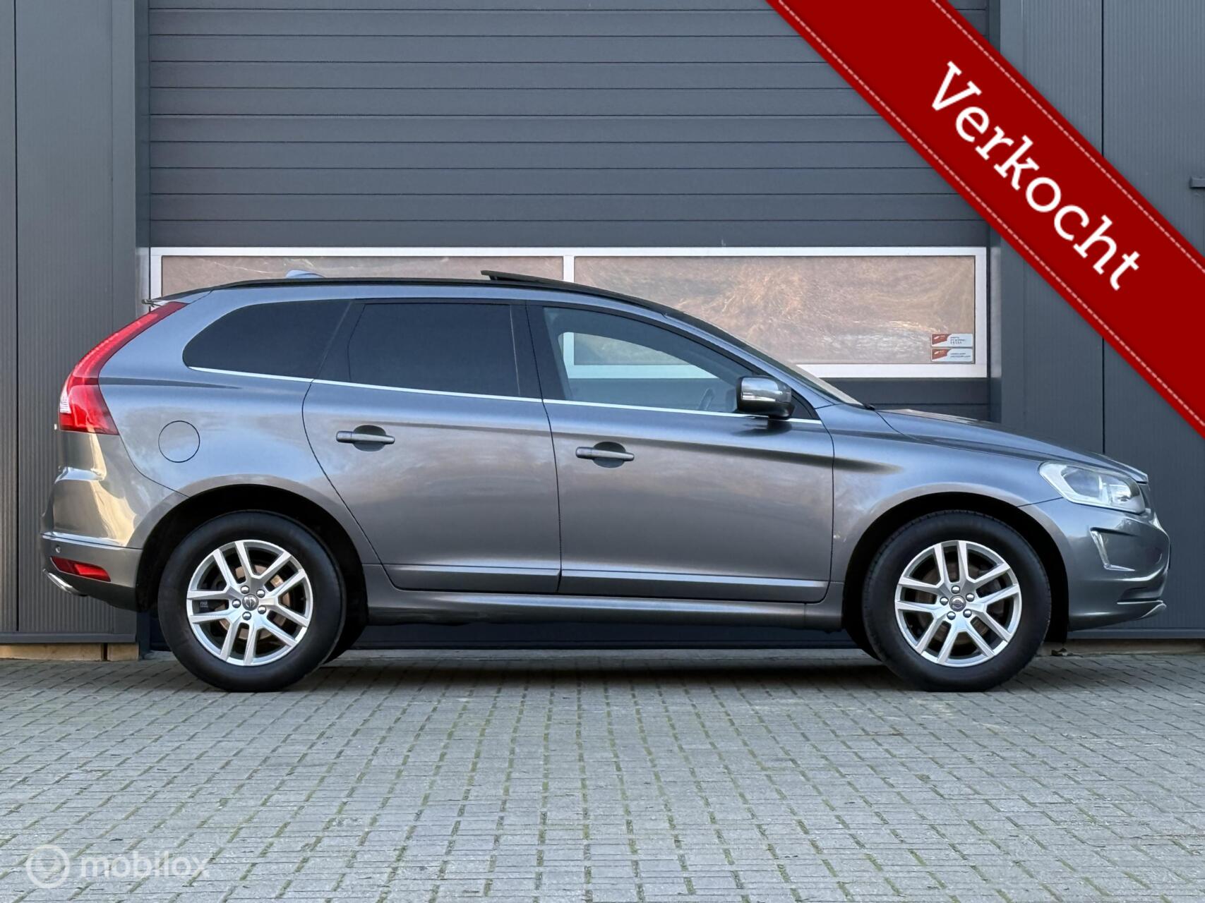 Volvo Xc60 2.0 D4 FWD Summum Geartronic-8 /schuifdak/camera/dealer.o.h. 2016 - voorkant