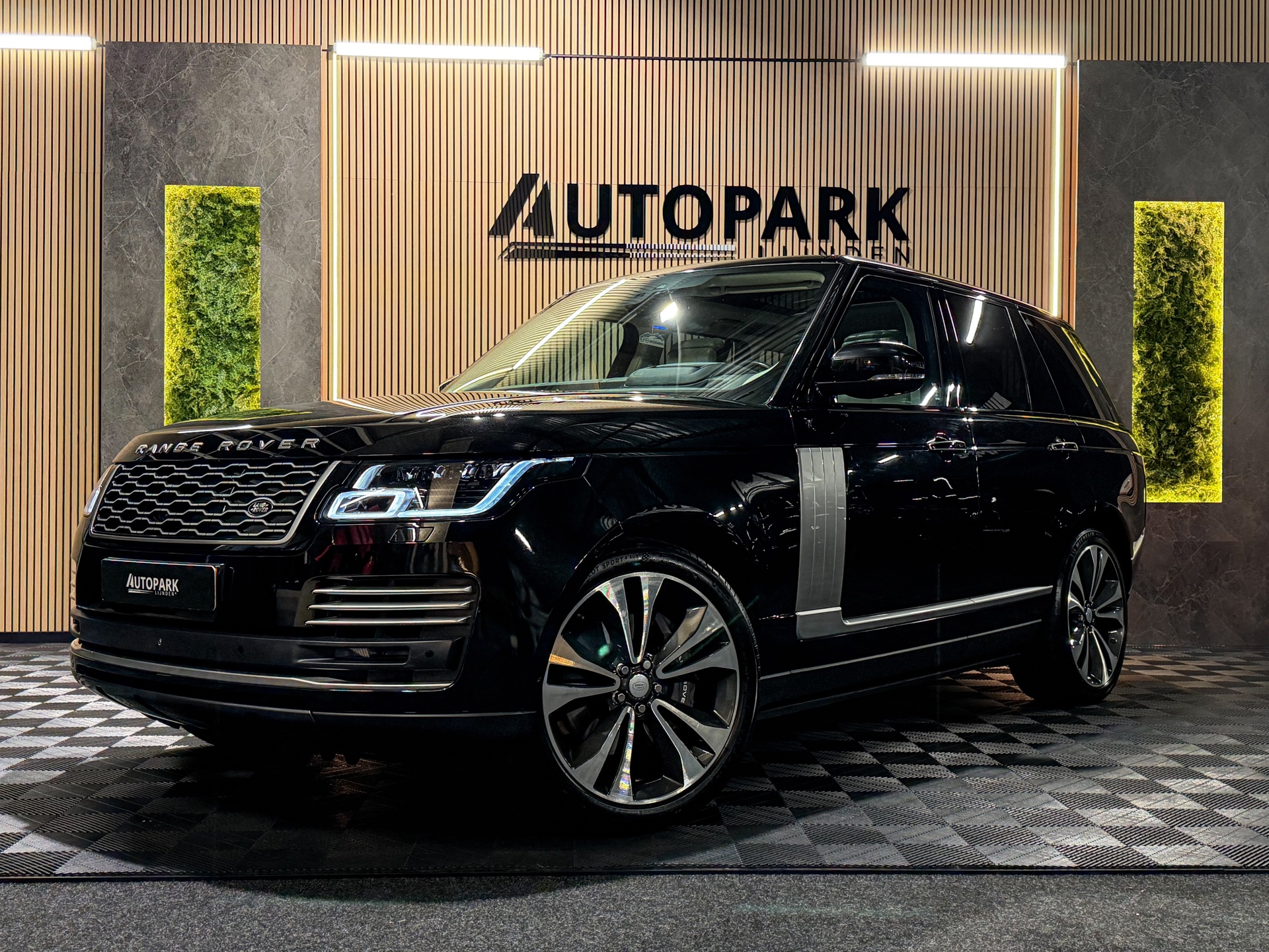 Foto van LAND ROVER RANGE ROVER