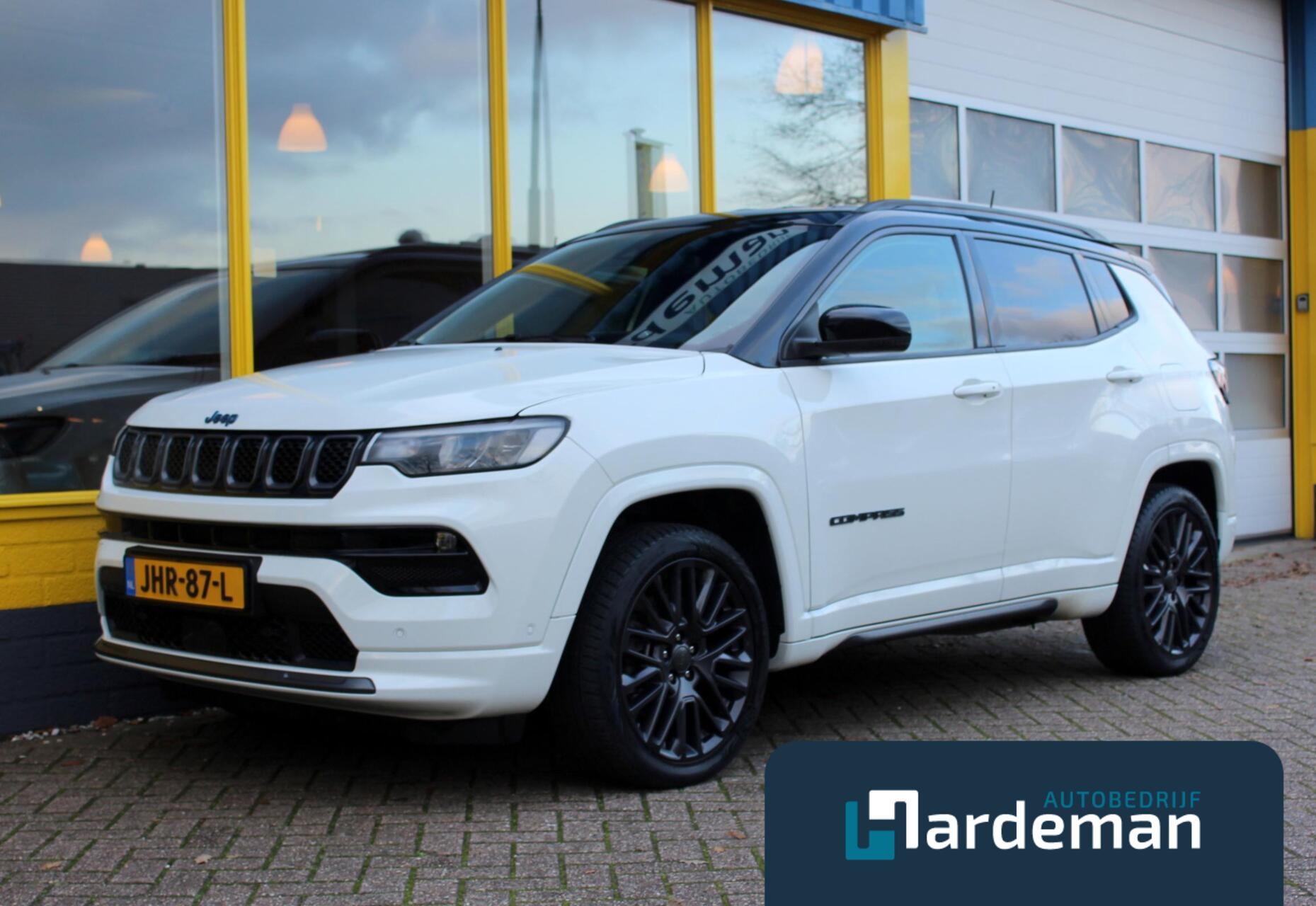 Foto van JEEP COMPASS