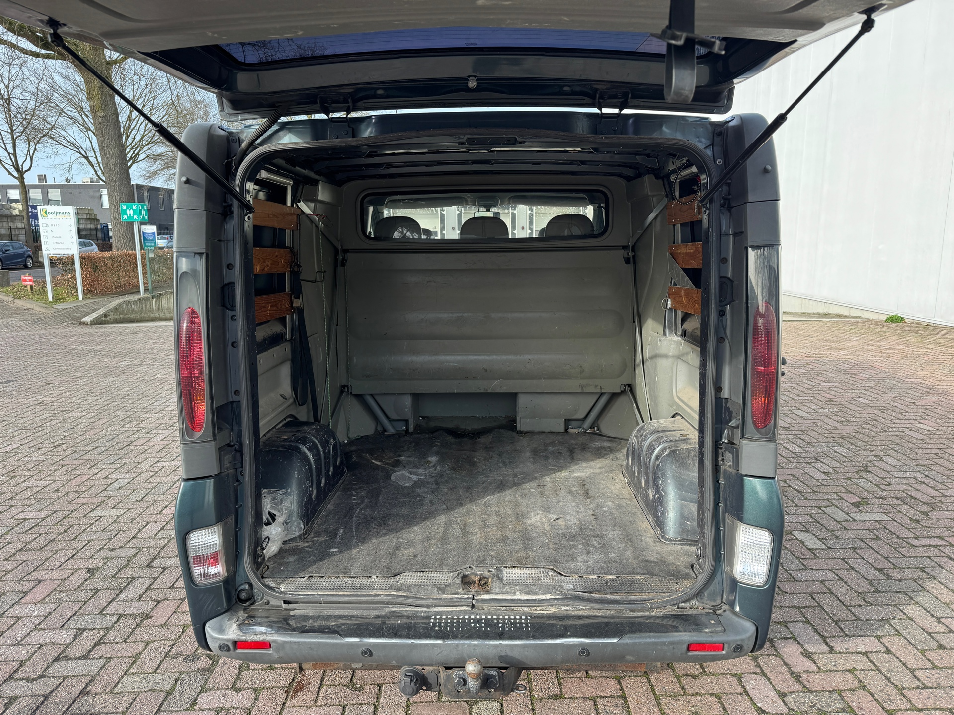 Foto van Renault Trafic 1000 L1h1 2.5 Dci 135 Dubbel Cabine