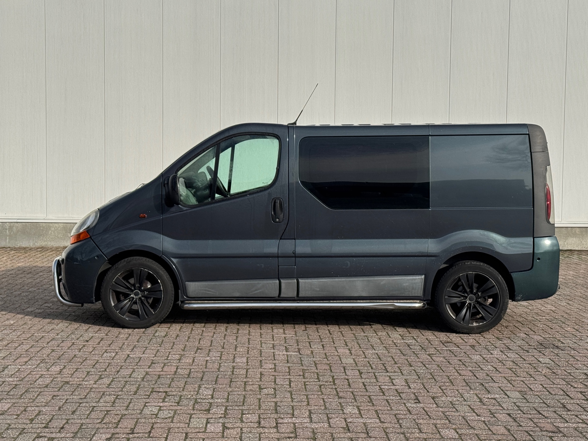 Foto van Renault Trafic 1000 L1h1 2.5 Dci 135 Dubbel Cabine