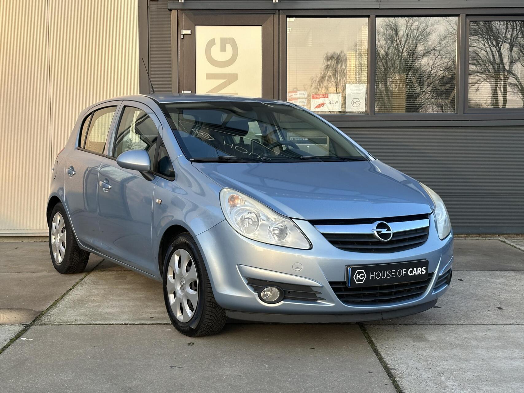 Opel Corsa 1.4-16V Cosmo AIRCO|ELEKTRISCHE RAMEN|NETTE AUTO 2009 - voorkant