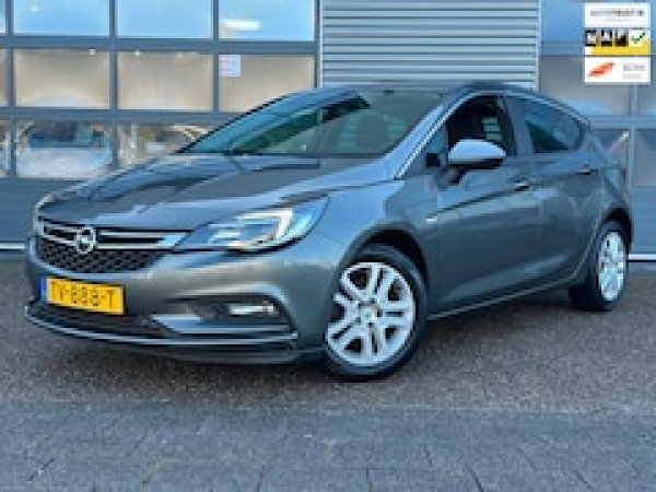 Opel Astra 1.0 Online Edition 2018 - voorkant