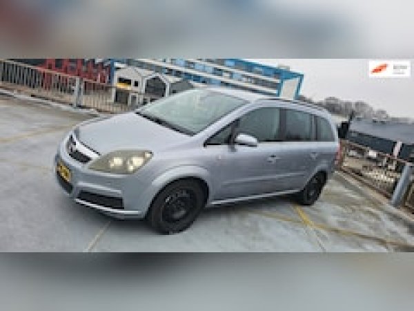 Foto van Opel Zafira