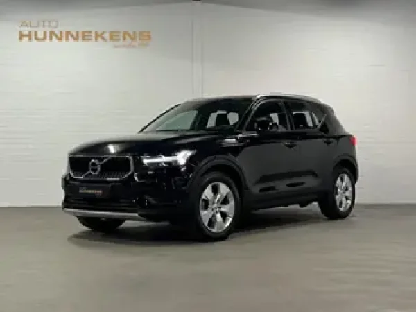 Volvo XC40 1.5 T3 Momentum 2019 - voorkant