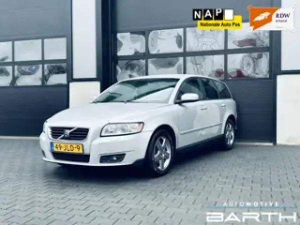 Volvo V50 1.6D Kinetic 2009 - voorkant