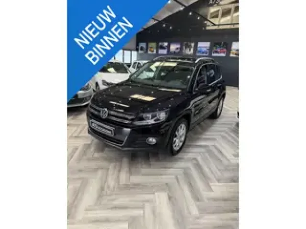 Volkswagen Tiguan 2.0 TSI Sport&Style 4Motion 2011 - voorkant