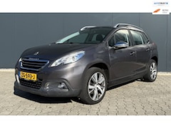 Peugeot 2008 1.6 VTi Allure 2015 - voorkant
