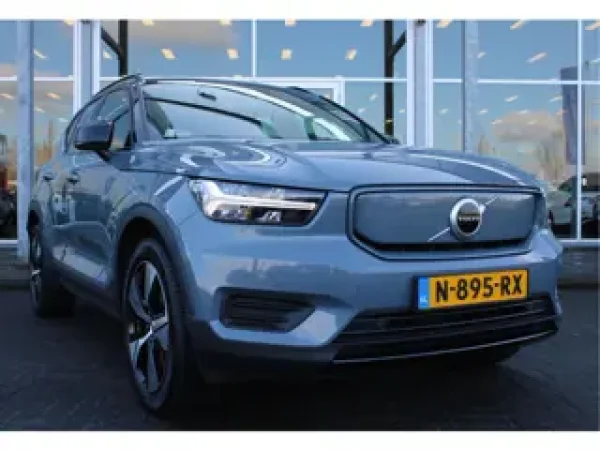 Volvo XC40 Recharge Twin Plus 2021 - voorkant