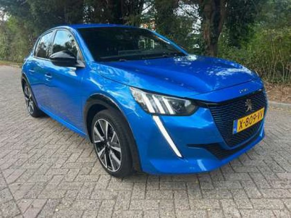 Peugeot 208 1.2 PureTech Allure 2020 - voorkant
